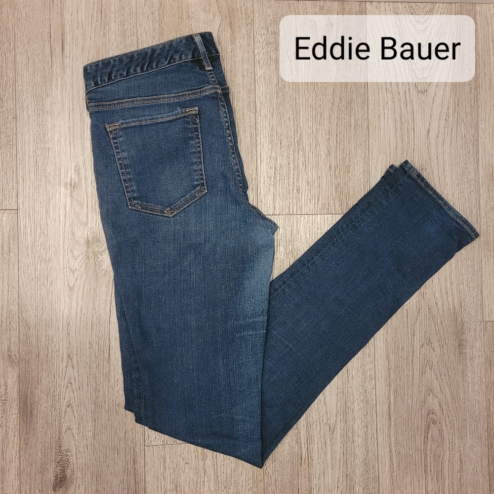 Eddie Bauer Slightly Curvy Straight Jeans - LONG